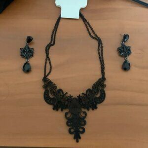 Charming Charlie black metal lace necklace w/ earrings NWT